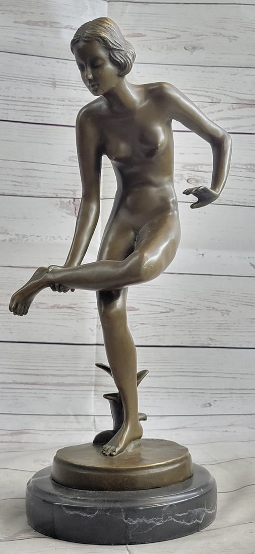 Nude Lady Woman Girl Real Bronze Statue Sculpture for garden pool pond lake Gift: Condition: This sculpture is in perfect condition. Bronze Dimensions with Marble Base: Height 15" X Width 9" Marble Dimensions: Diameter 6" Height without base: 14" Weight : 10 LBS Inventory:64EP12874