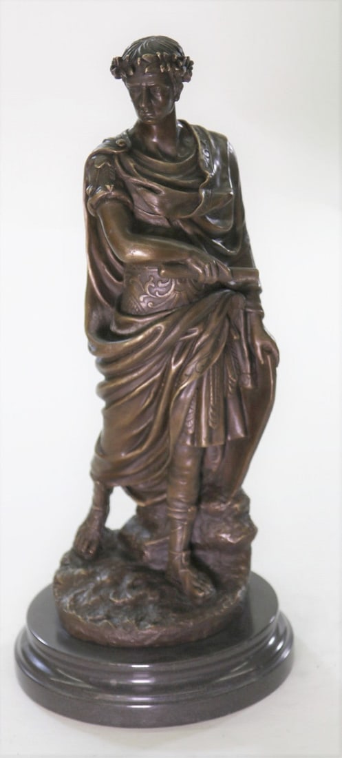 Caesar Vatican Italian Classic Art Portrait Bust Bronze Marble Statue Figurine: Condition: This sculpture is in perfect condition. Bronze Dimensions with Marble Base:Height 17" x Width 7.5" Marble Dimensions: Diameter 7.5". Height without base: 16" Weight : 17 LBS Inventory 81YRD