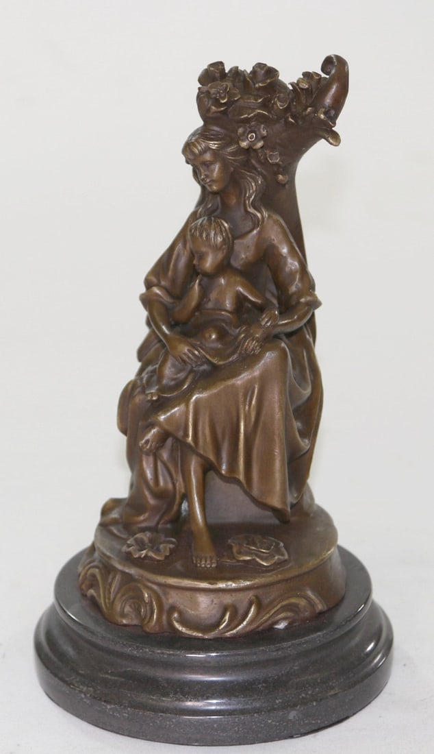 10" Western exquisite Art Pure Bronze Copper Carved mother and Boys Statue Sale: Condition: This sculpture is in perfect condition. Bronze Dimensions with Marble Base:Height 10.5" x Width 6" Marble Dimensions:Diameter 6" Height without base:10" Weight :10 LBS Inventory : 31YRM0836