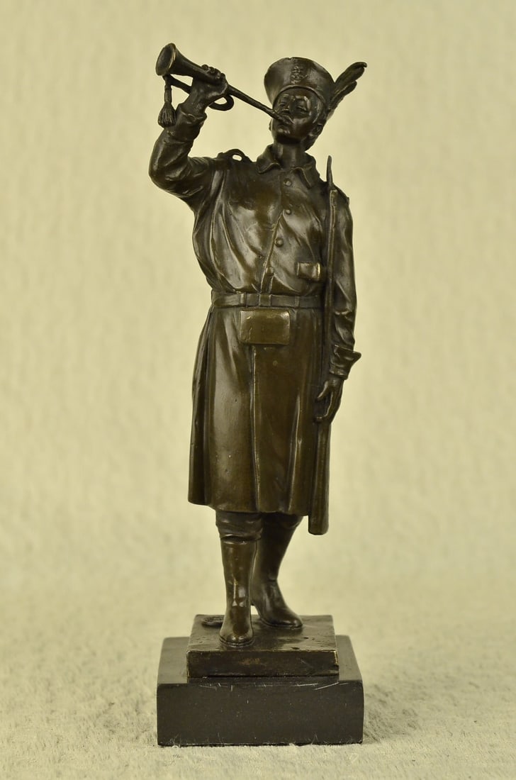 MILITARY WARRIOR SOLDIER Handcrafted Marble Bronze Sculpture Statue Figurine Art: Condition: This sculpture is in perfect condition. Bronze Dimensions with Marble Base:Height 11" x Width 3 1/2" Marble Dimensions:3 1/2" X 3 1/2" Height without base: 10" Weight :7 LBS Inventory : 17Y