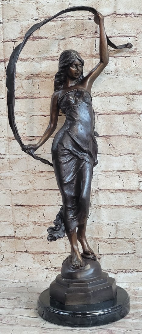 Handmade BRONZE METAL HAWAIIAN HULA DANCER, MA:LE, STATUE FIGURINE HOT CAST: Condition: This sculpture is in perfect condition Bronze Dimensions with Marble Base: Height 24" X Width 12" Marble Dimensions: diameter 7" Height without base:23" Weight:15 LBS Inventory:97-84084M757