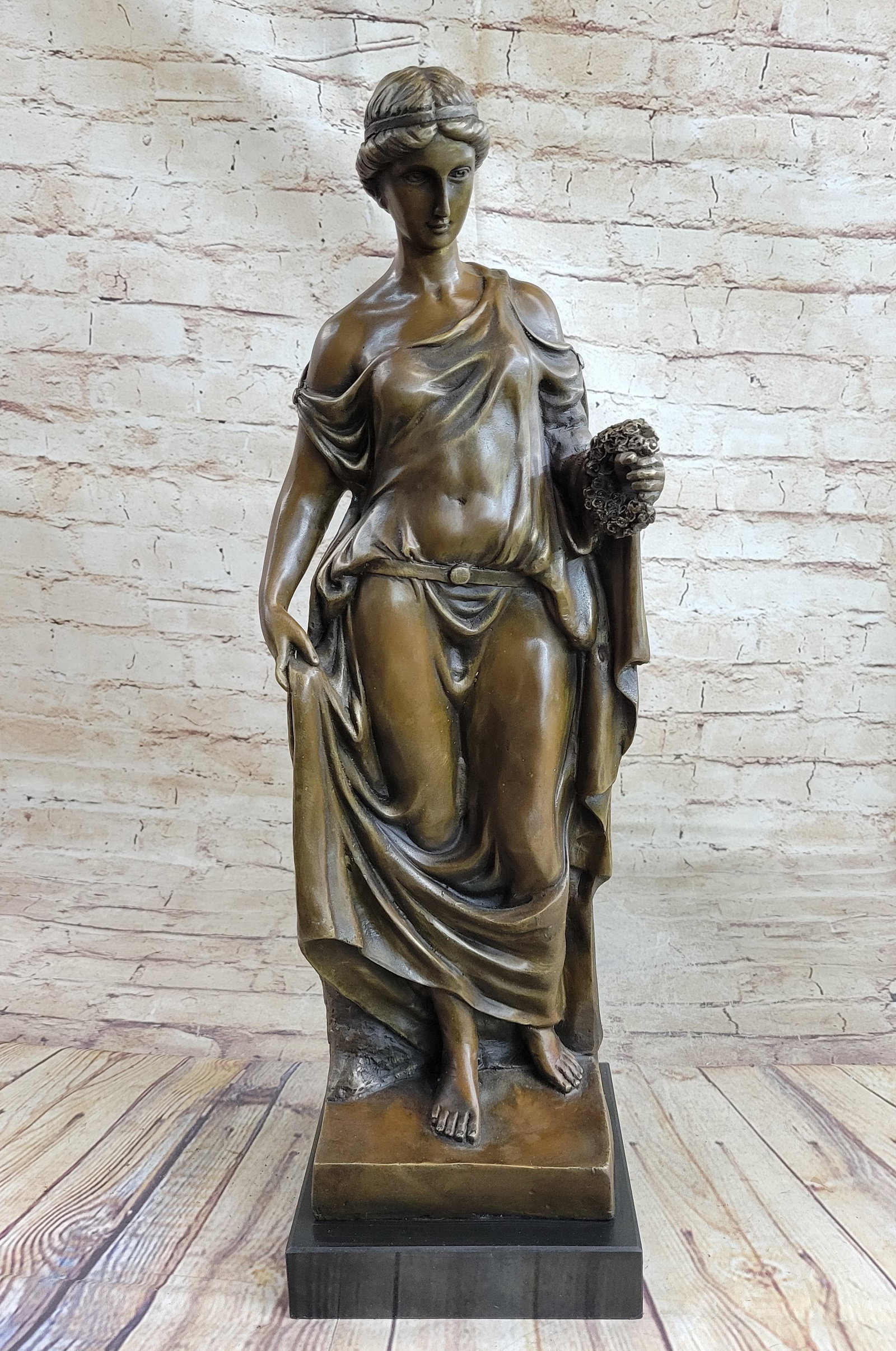 100% Solid Genuine Bronze Sculpture Hot Cast Naked Nude Maiden Figurine SALE: Condition: This sculpture is in perfect condition Bronze Dimensions with Marble Base: Height 21" X Width 6" Marble Dimensions 6" X 6" Height without base:20" Weight:20 LBS Inventory:79-X09448797 Gaze 