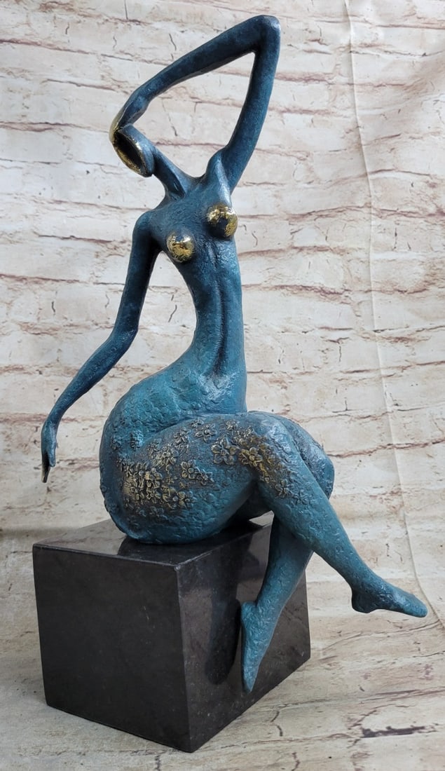 ABSTRACT SOLID BRONZE*DANCER*SCULPTURE FRENCH MILO MID CENTURY MODERNIST SALE: Condition: This sculpture is in perfect condition. Bronze Dimensions with Marble Base:Height 16" X Width 9" Marble Dimensions: 5" X 5" Height without base: 15" Weight : 16 LBS Inventory:73Y9845237 An 