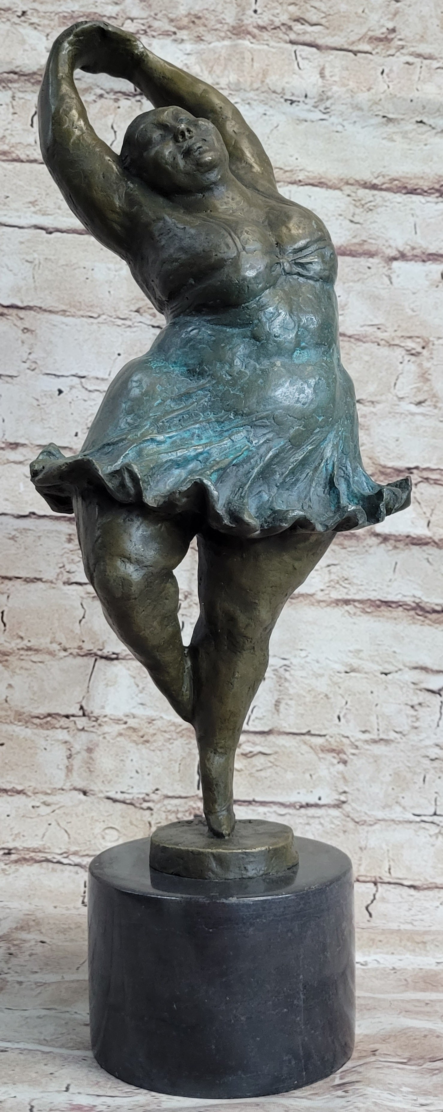 Abstract Nude Woman Signed Botero Bronze Sculpture Hot Cast Figurine Artwork: Condition: This sculpture is in perfect condition Bronze Dimensions with Marble Base: Height 18" X Width 7" Marble Dimensions: Diameter 4 1/2" Height without base:15" Weight:16 LBS Inventory:1666B3566