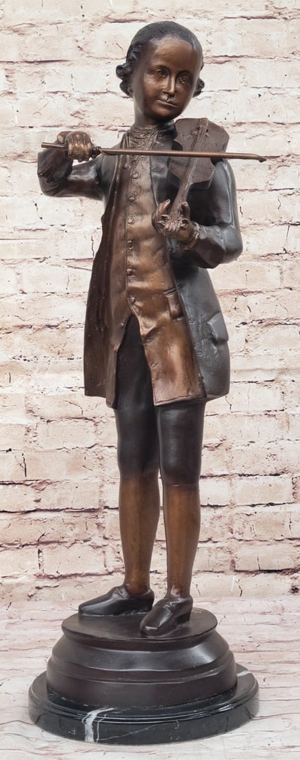 Collett Mozart Violinist Figurine Limited Edition Bronze Statue Sale: Condition: This sculpture is in perfect condition Bronze Dimensions with Marble Base: Height 25" X Width 10" Marble size: Diameter 8.5" Height without base:24" Weight:23LBS Inventory:583022613085 Indu