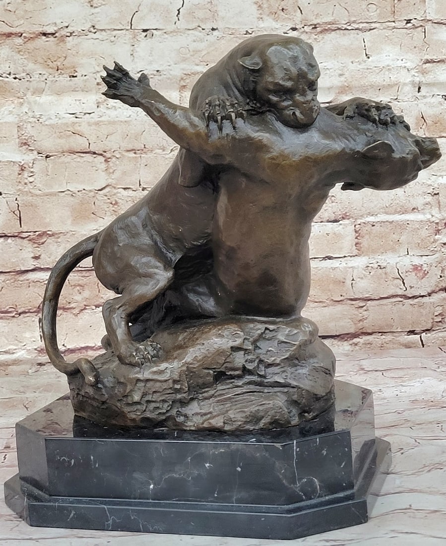 Home Office Decor: Gardet's Signed Bronze Cougar Battle Sculpture - Heavy Art: Condition: This sculpture is in perfect condition Bronze Dimensions with Marble Base: Height 12" X Width 12.5" Marble Dimensions:10" X 8" Height without base:10" Weight:28 LBS Inventory:28AL11413182 E