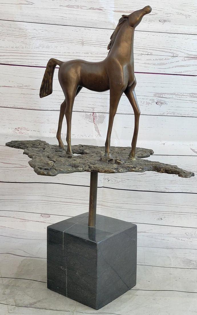 Rare Salvador Dali Abstract Horse Bronze Sculpture Figurine Mid Century Artwork: Condition: This sculpture is in perfect condition. Bronze Dimensions with Marble Base: Height 20" X Width 17.5" Marble Dimensions:5" X 5" Height without base:15" Weight:23 LBS Inventory:23YCN04111032 