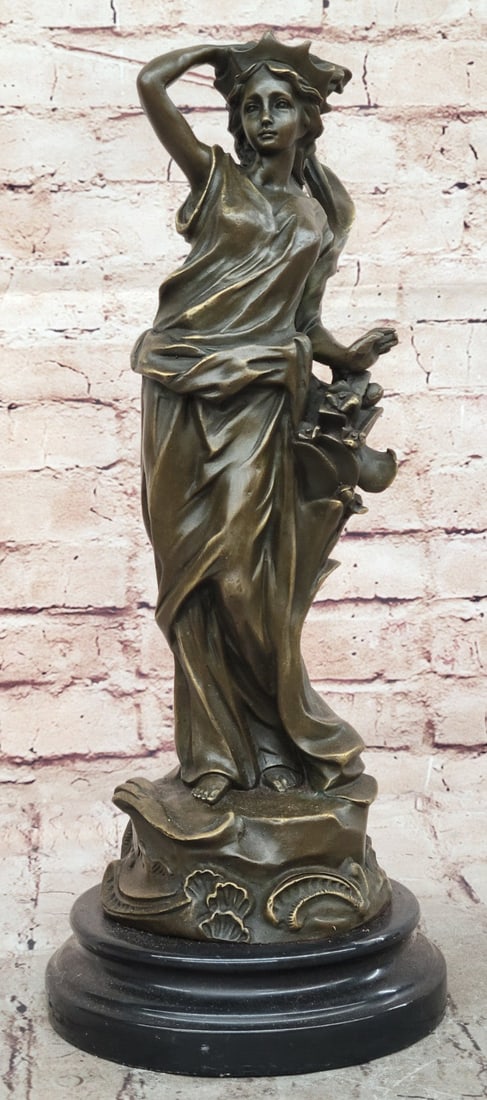 Hand Made Bronze Aphrodite Venus Statue ? Greek Goddess Sculpture, Home Decoration: Condition: This sculpture is in perfect condition. Bronze Dimensions with Marble Base: Height 15" X Width 6" Marble Dimensions: Diameter 6" Height without base:13.5" Weight:6 LBS Inventory:17YRM113617