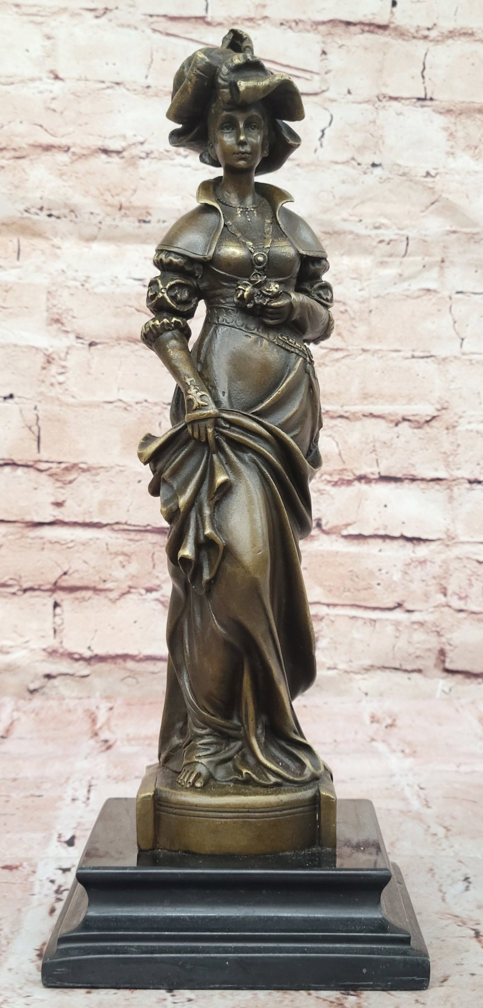 Bronze Victorian Lady Holding Roses ? Signed Classic Artwork Figurine, Home Decoration: Condition: This sculpture is in perfect condition Bronze Dimensions with Marble Base: Height 14" X Width 5" Marble Dimensions:5: X 5" Height without base:12.5" Weight:8 LBS Inventory:79YRD11844993 Vic