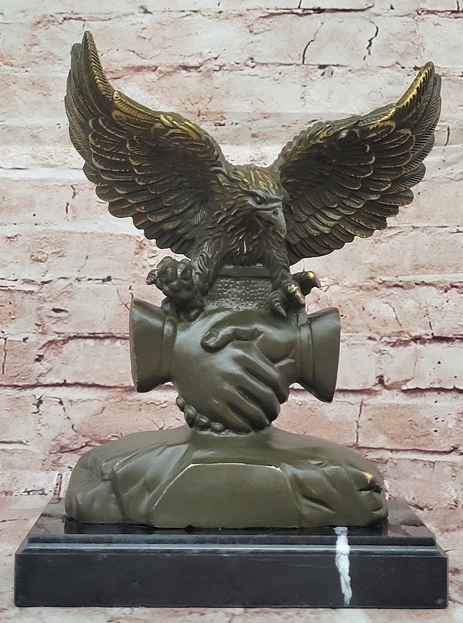 Majestic Eagle Bronze Statue ? Limited Edition Symbol of Strength and Solidarity: Condition: This sculpture is in perfect condition. Bronze Dimensions with Marble Base: Height 11.5" X Width 8.5" Marble Dimensions:8.5" X 5" Height without base:10.5" Weight:11 LBS Inventory:34GTS2467