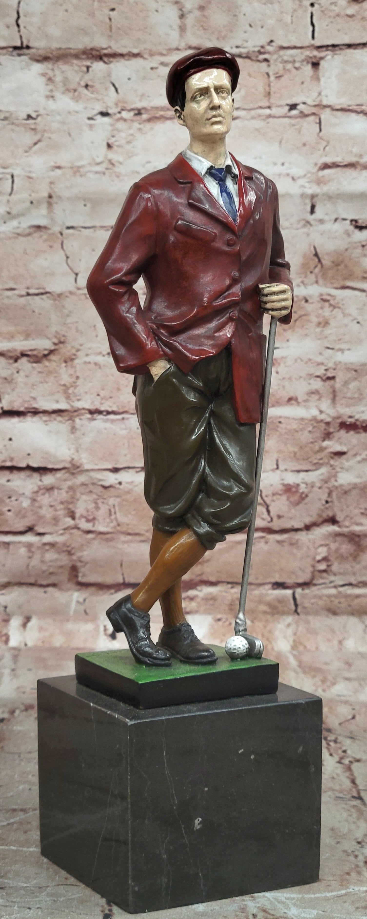 Handmade Hot Cast Bronze Sculpture By Cesaro Sport Artwork Collectible: Condition: Sculpture it is in Perfect Condition Bronze Dimensions with Marble Base: Height 12.5" X Width 3.5" Marble Dimensions:3.5" X 3" Height without base:9.5" Weight:6 LBS Inventory:26EPA038MC7062