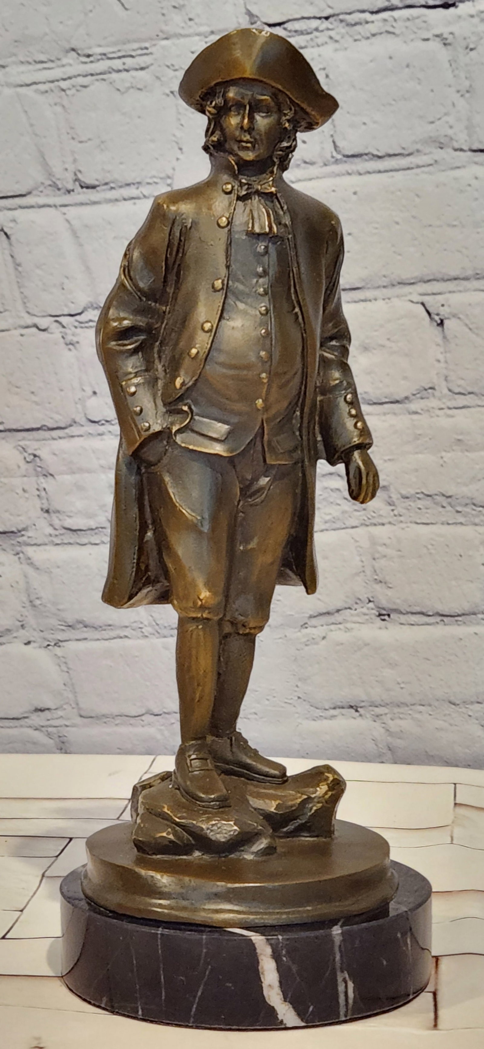 Lopez Bronze Napoleon Sculpture French Commander Statue Historical Art Decor: Condition: This sculpture is in perfect condition. Bronze Dimensions with Marble Base: Height 12.5" X Width 5" Marble Dimensions: Diameter 5" Height without base:11.5" Weight:6 LBS Inventory:28GTS0075
