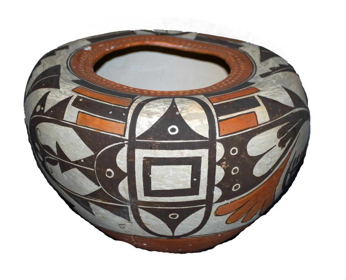 Native American Acoma Seed Pot: Acoma polychrome pottery seed pot first-quarter 20th C. 9 1/2” x 6” tall, line in side wall does not go through the rim or the bottom. US Shipping $35 Courtesy of Village Braider Antiques VillageB