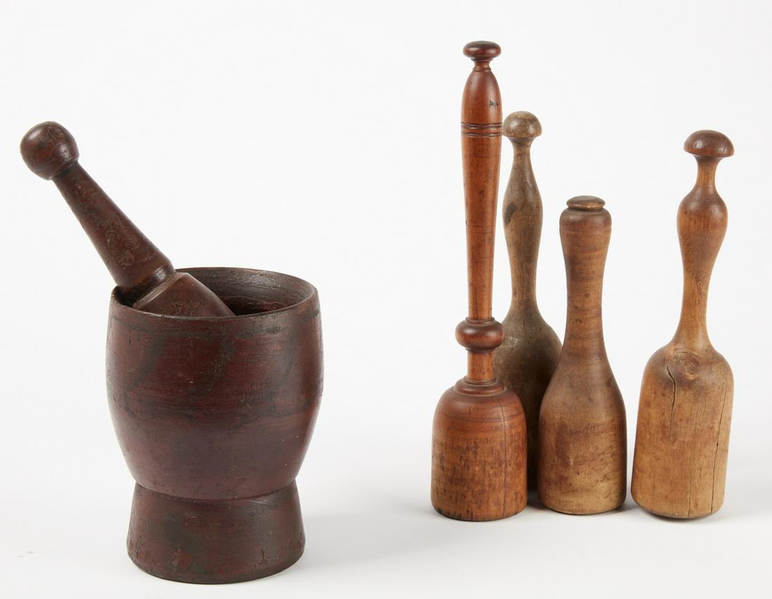 Matching Mortar & Pestle in Original Decoration (1 of 3)