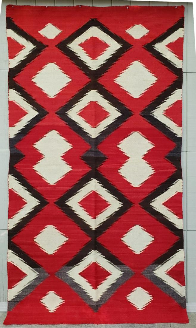 Transitional Diamond Pattern Navajo Regional Rug (1 of 7)