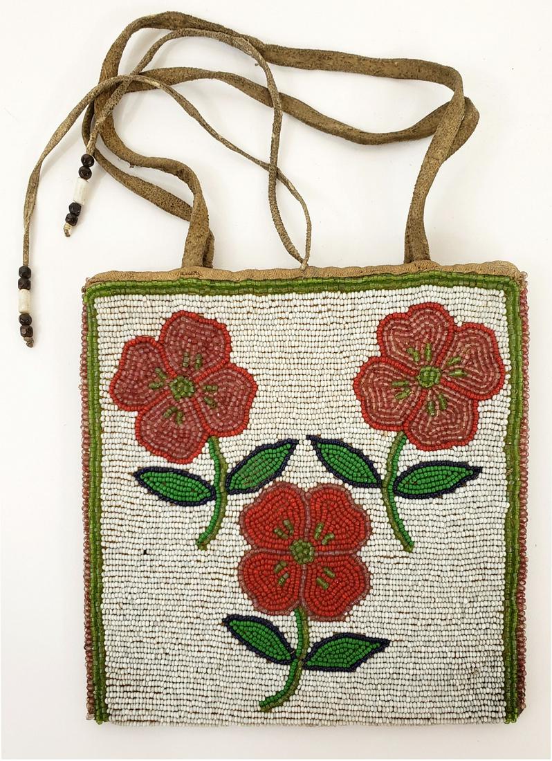 Native Northern Plains or Plateau Beaded Bag. (1 of 3)