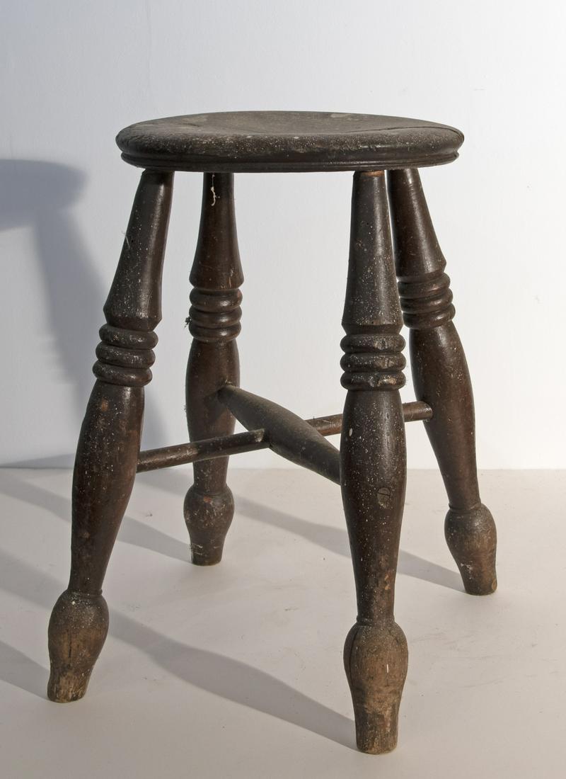 Antique Tavern Stool: Antique tavern stool. H 19-1/4". Some white paint splatter.