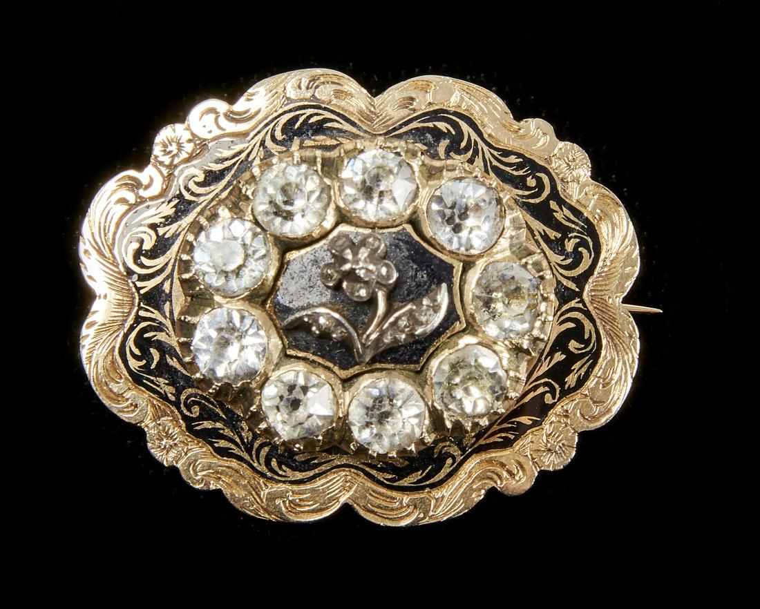Early Gold Oval Pin with 9 Diamonds (1 of 2)