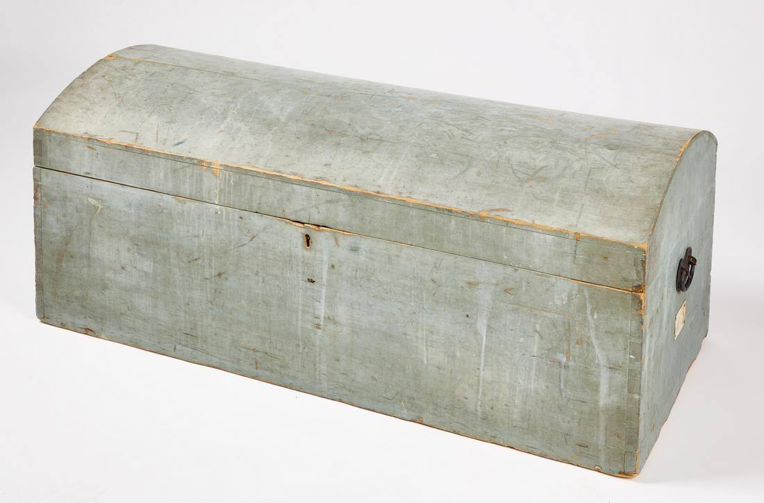 Blue Dome Top Blanket Chest (1 of 4)
