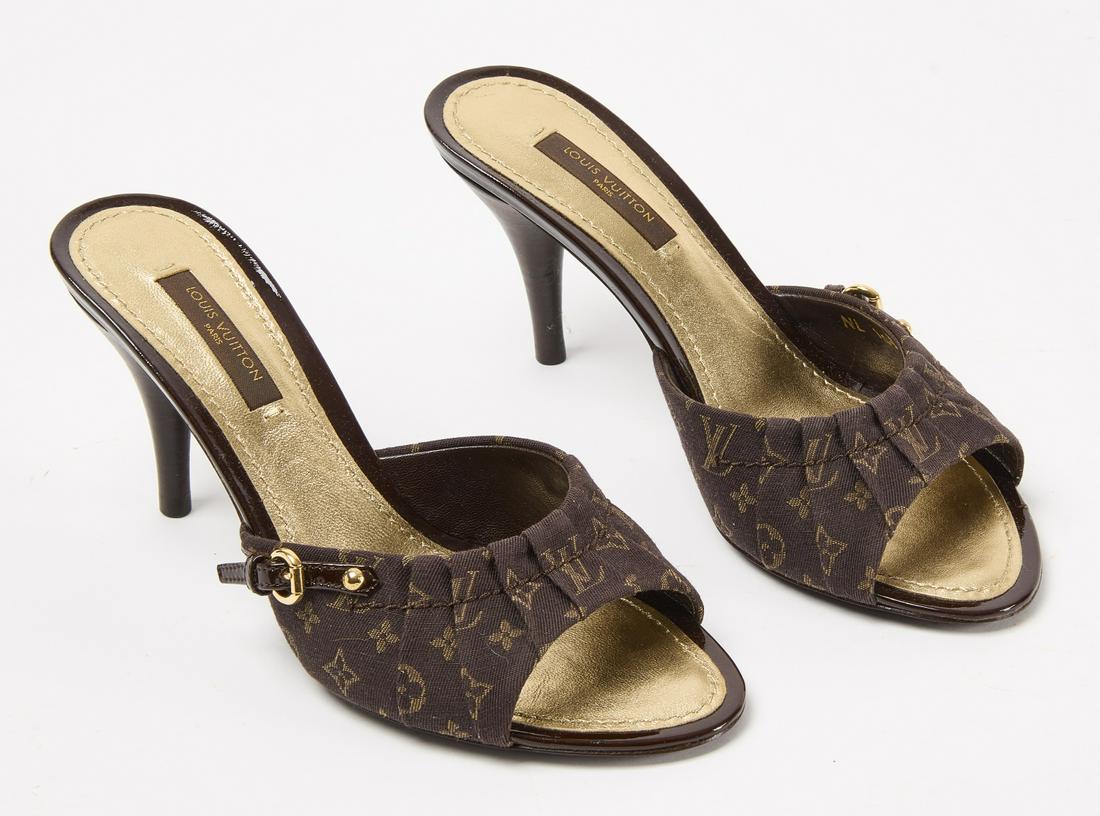 Louis Vitton Shoes: Louis Vuitton shoes Size 35, maybe worn once, but look brand new, no scuff marks on heel. No box.