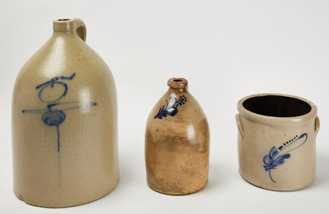 Stoneware Crock and Two Jugs (1 of 3)