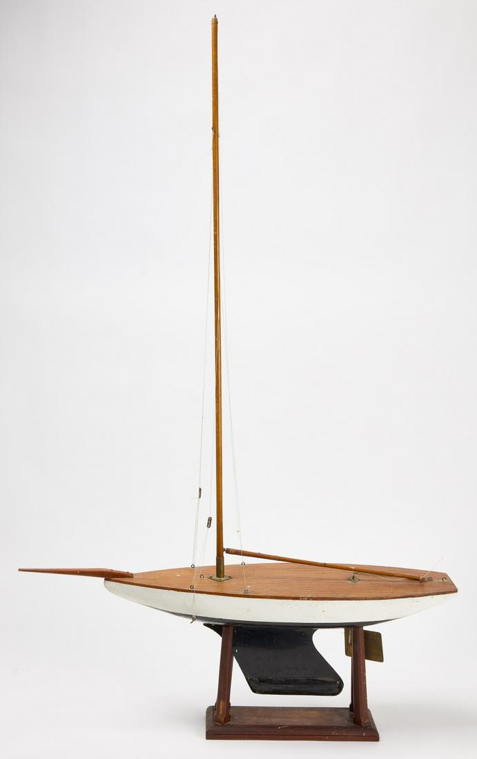 Pond Boat: Pond sail boat. Condition: Excellent condition. H 48-1/2" (with base) H (w/o base) 46" L 30-1/2" W 7-1/2".