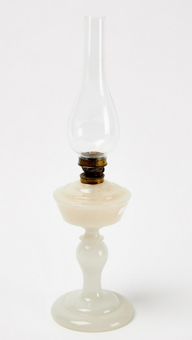 Oil Lamp: Glass oil lamp. 19th century. Condition: Excellent condition. H 18-3/4" W (base) 5-1/2". Copy and paste link for high-res images: https://www.dropbox.com/sh/wk20e3e9hfm3yjh/AADBKPYrWZsc1zHZUwZoggTHa?d