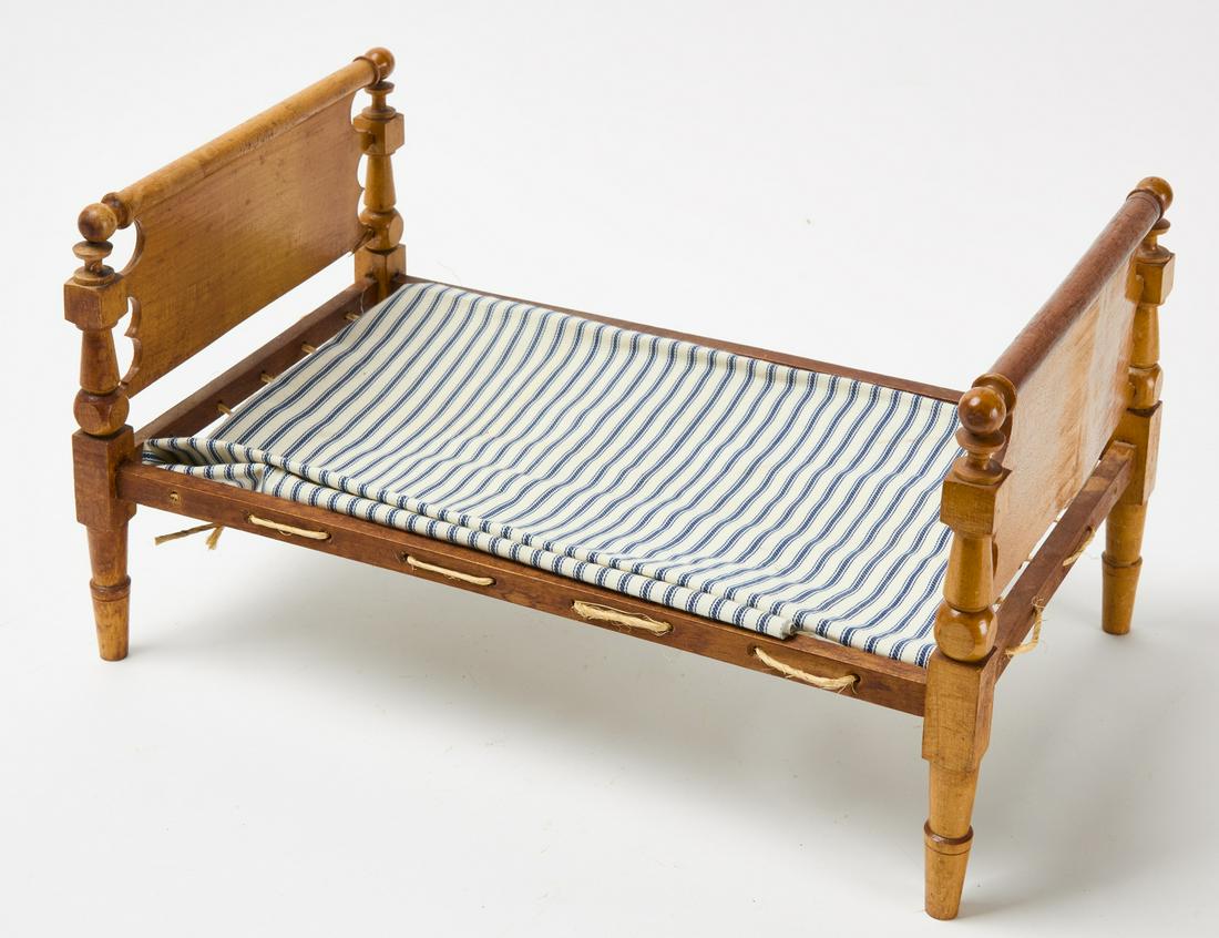 Doll's Bed & Clothing (1 of 4)