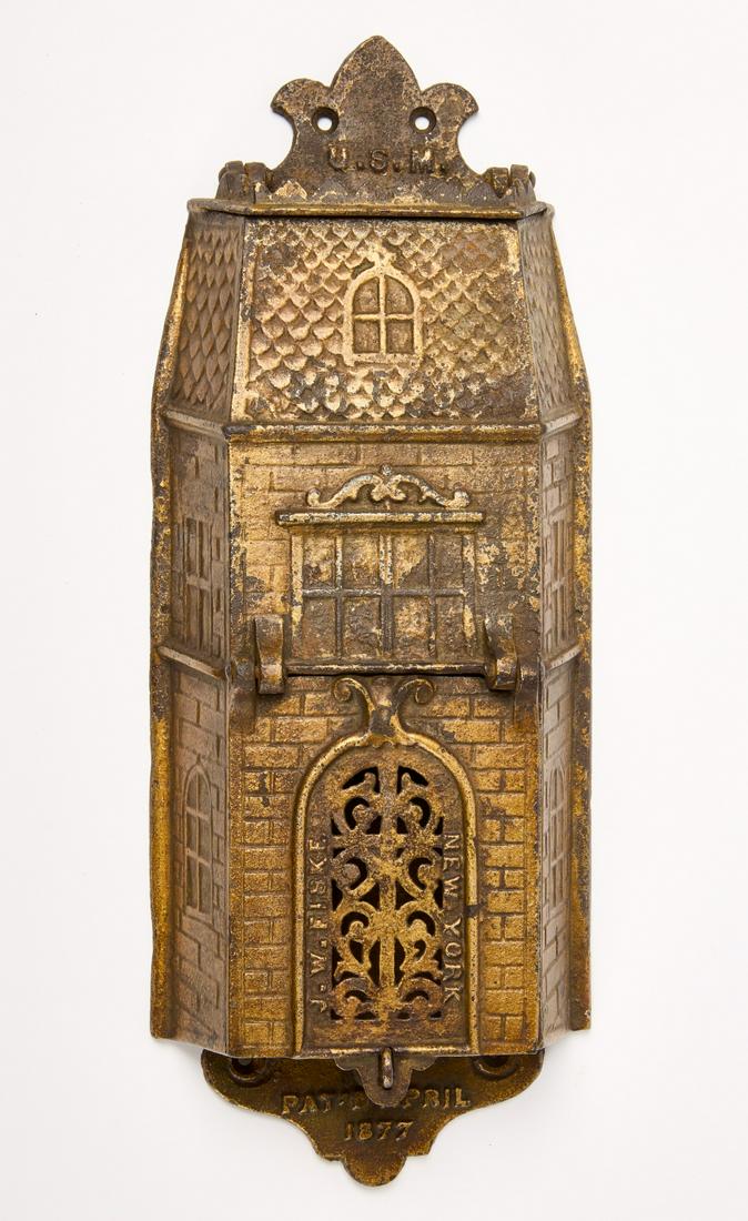 Fiske Cast Iron Figural Mailbox (1 of 4)