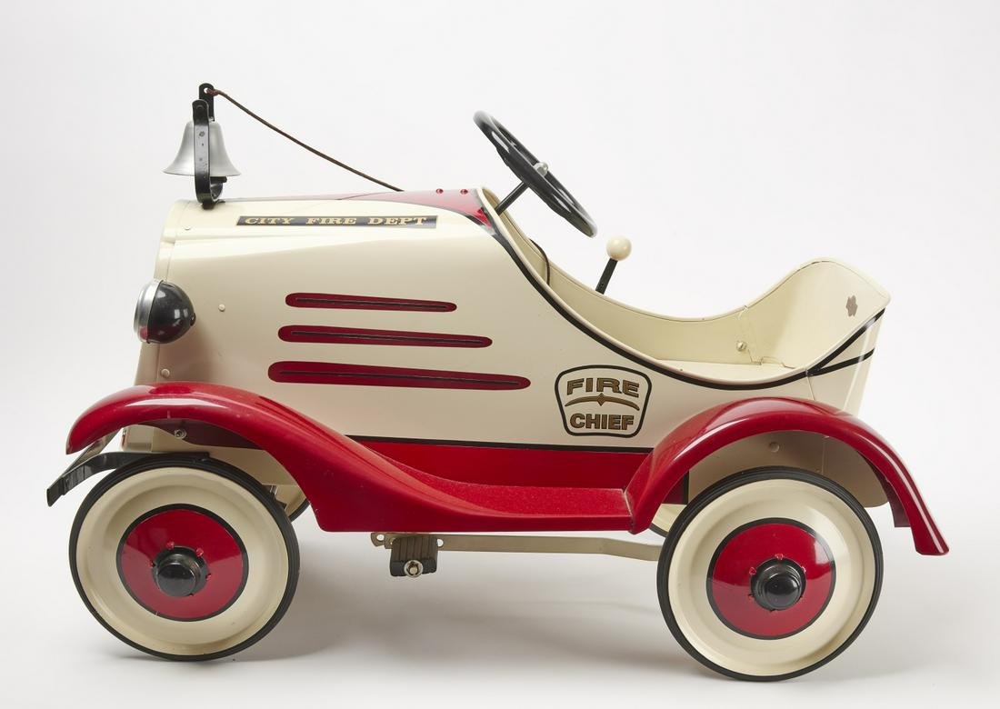 Steelcraft Child Sized Fire Department Car (1 of 6)