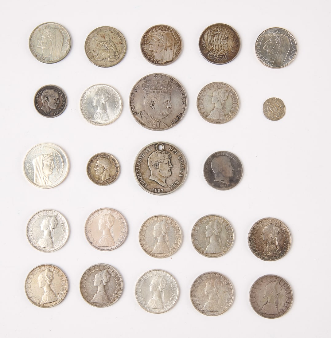 Twenty Four Mixed Italian Silver Coins (1 of 6)