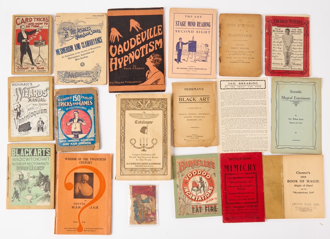 18 booklets Voodoo, Magic, Black Arts,Clairvoyance (1 of 3)