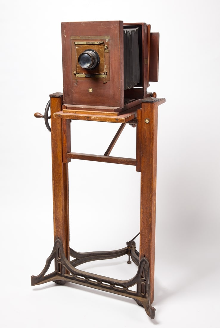 ILex Optical Co. - Antique Camera and Stand (1 of 5)