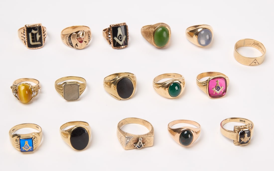 Sixteen 10K Gold Rings (1 of 8)