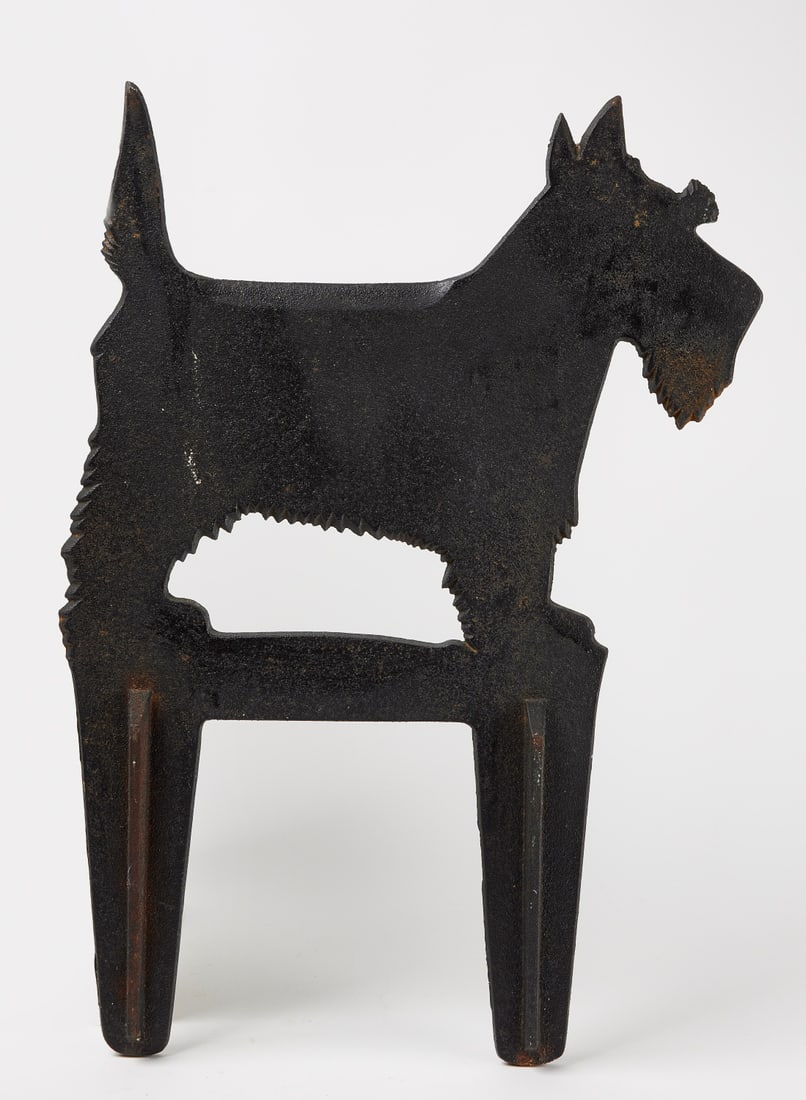 Scottie Dog Lawn Ornament (1 of 4)