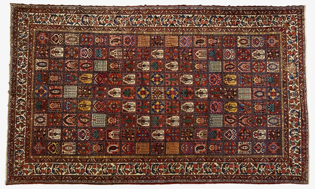 Large Room Sized Oriental Carpet (1 of 4)