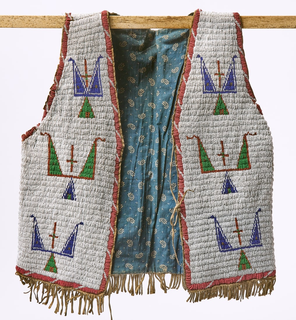 Native American Plains Beaded Vest (1 of 4)