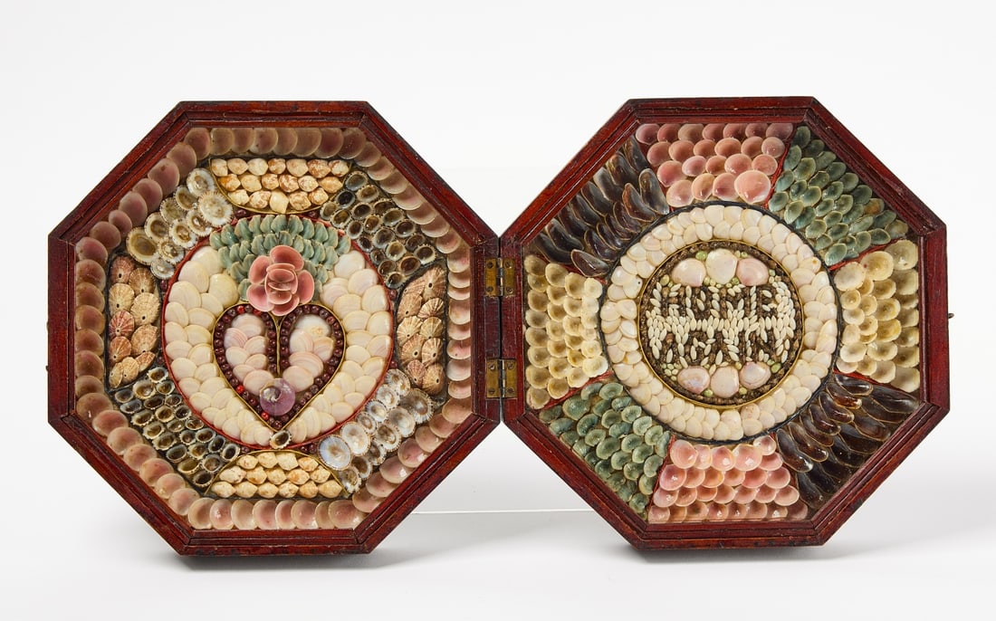Sailors Shell Valentine in Painted Box (1 of 6)