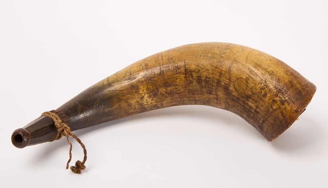 Engraved Powder Horn (1 of 5)