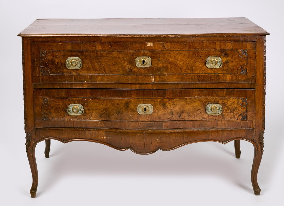 French Dresser with Two Drawers (1 of 8)