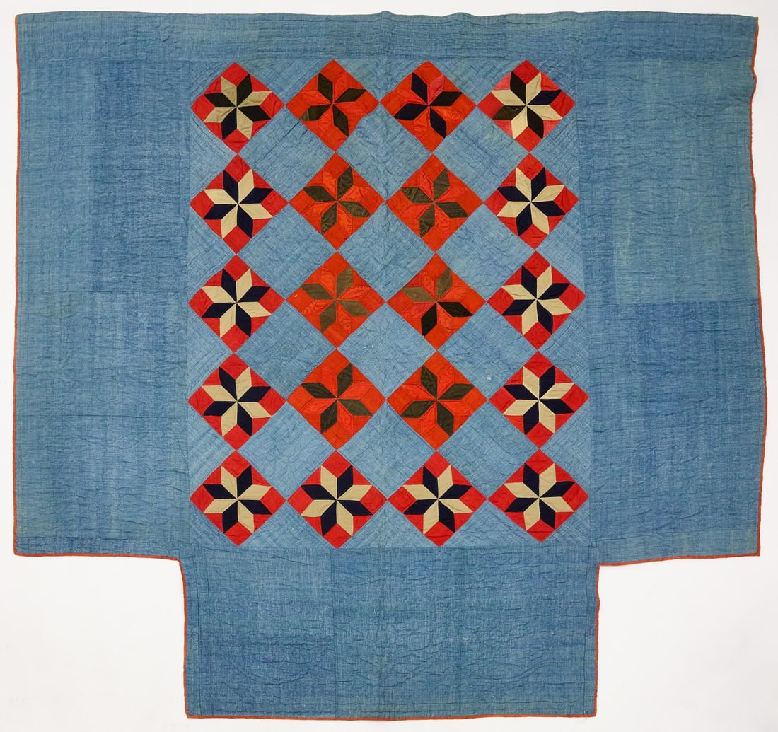 Early Blue and Red Quilt (1 of 4)