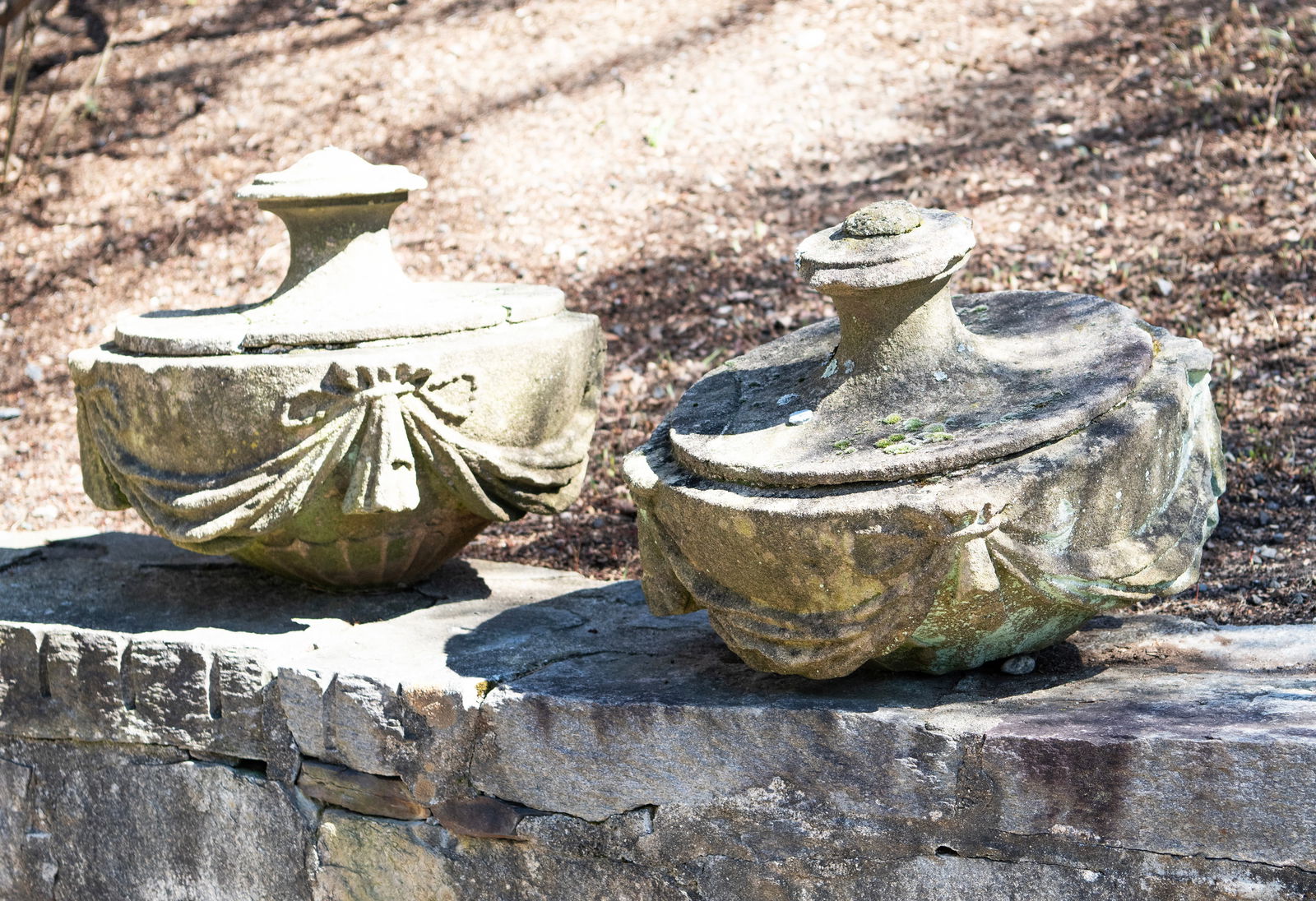 Pair of Stately 17th Century English Stone Urn Finials (1 of 2)
