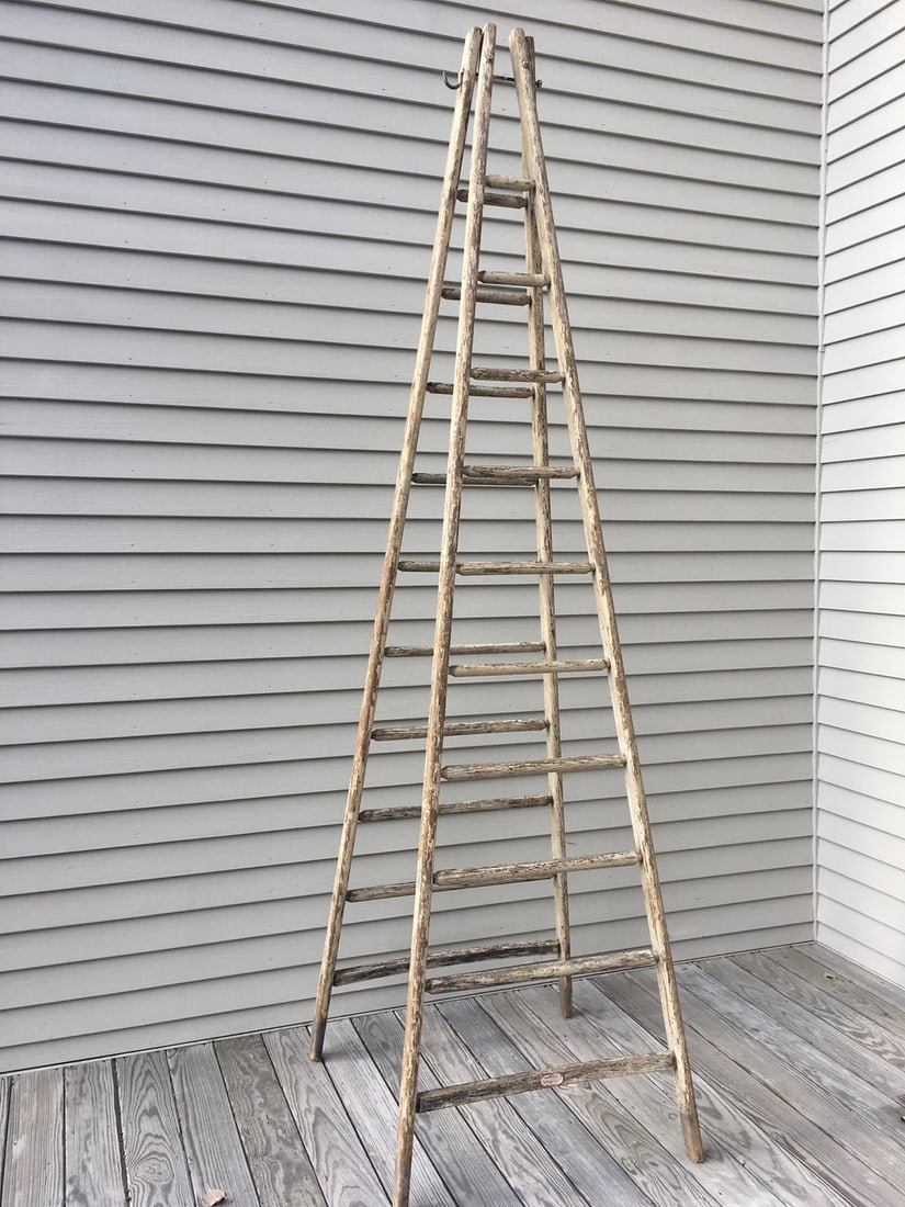 Painted Oak Ladder (1 of 10)