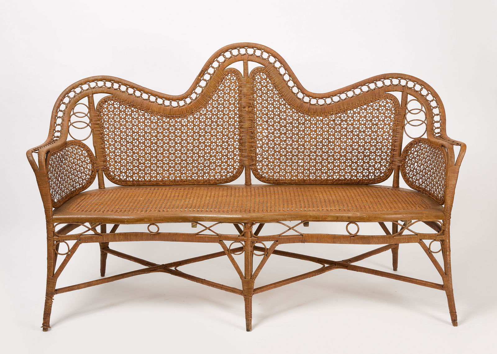 Wicker Settee (1 of 4)
