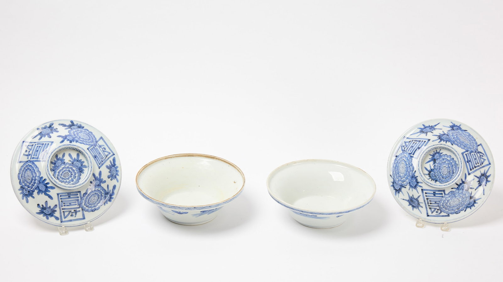 Pair of Japanese Porcelain Covered Bowls: Pair of porcelain covered bowls. Japan. Condition: Excellent. Link to high-res images: 