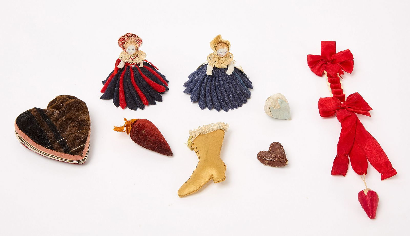 Shaker Sewing Items and Pen Wipes (1 of 5)