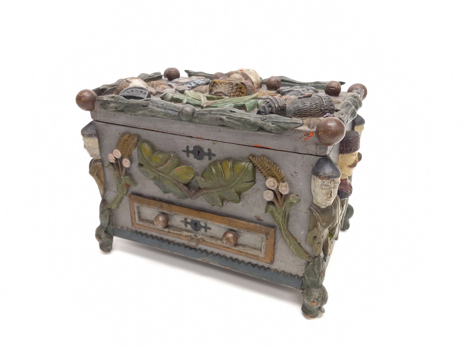 Folk Art Carved Box (1 of 15)