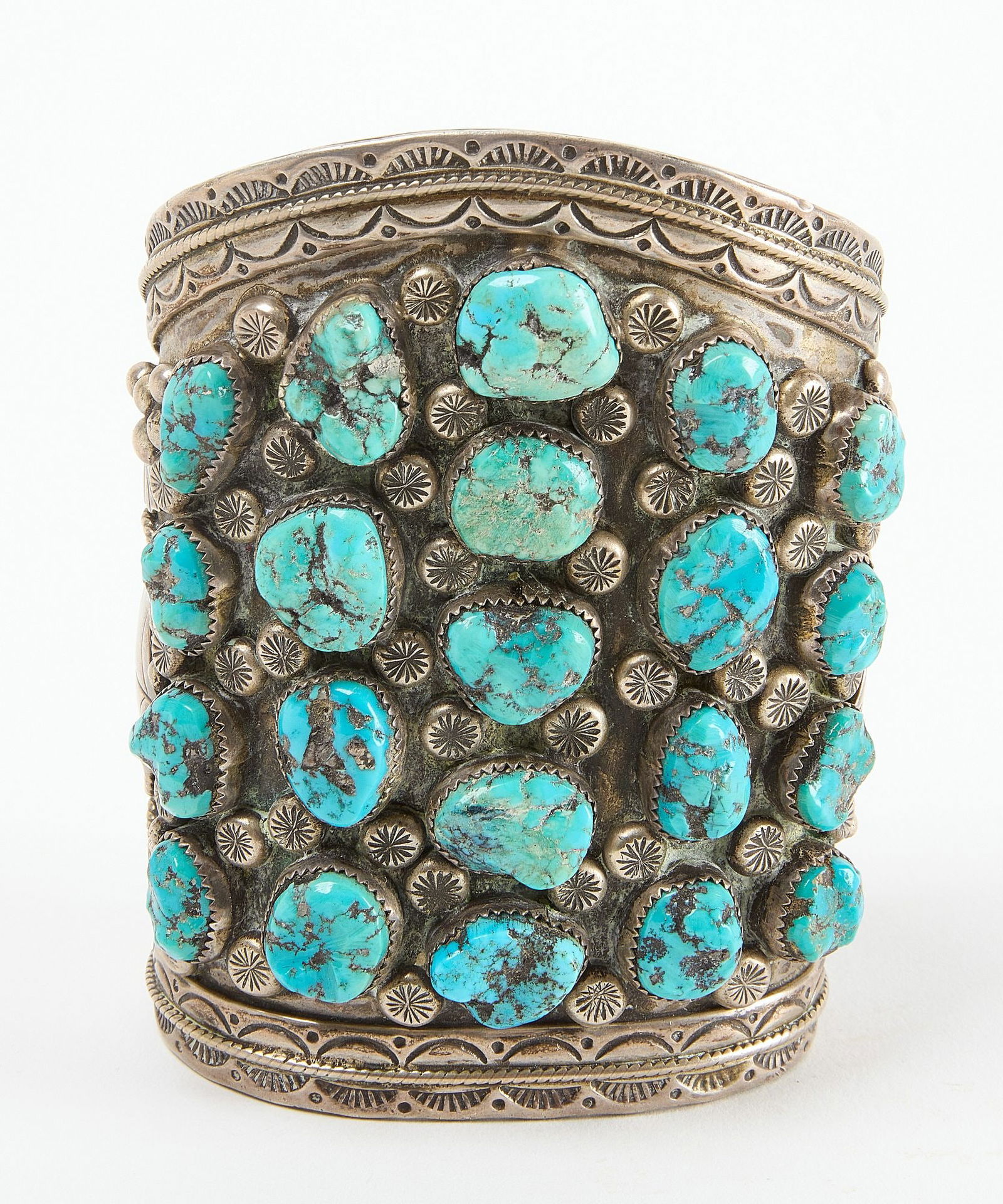 Navajo Cuff Bracelet (1 of 3)
