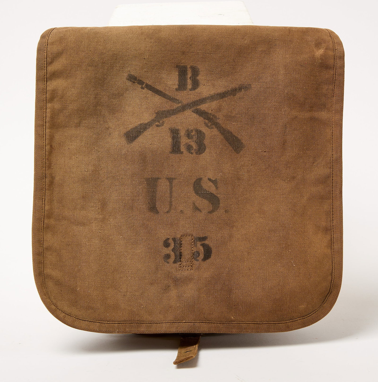 US Military Bag and  Pin Collection (1 of 10)