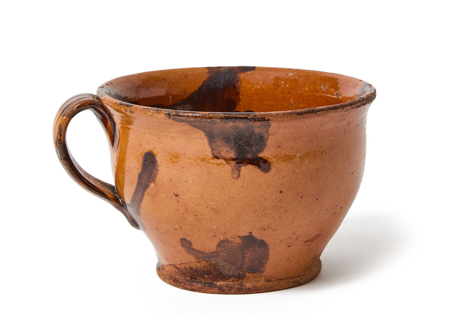 Redware Porringer: Redware porringer. American, circa 1850. Provenance: Lewis Scranton. H 3-3/4" D 5-1/4". Condition: Excellent original condition. Link to hi-res images: https://www.dropbox.com/scl/fo/oj